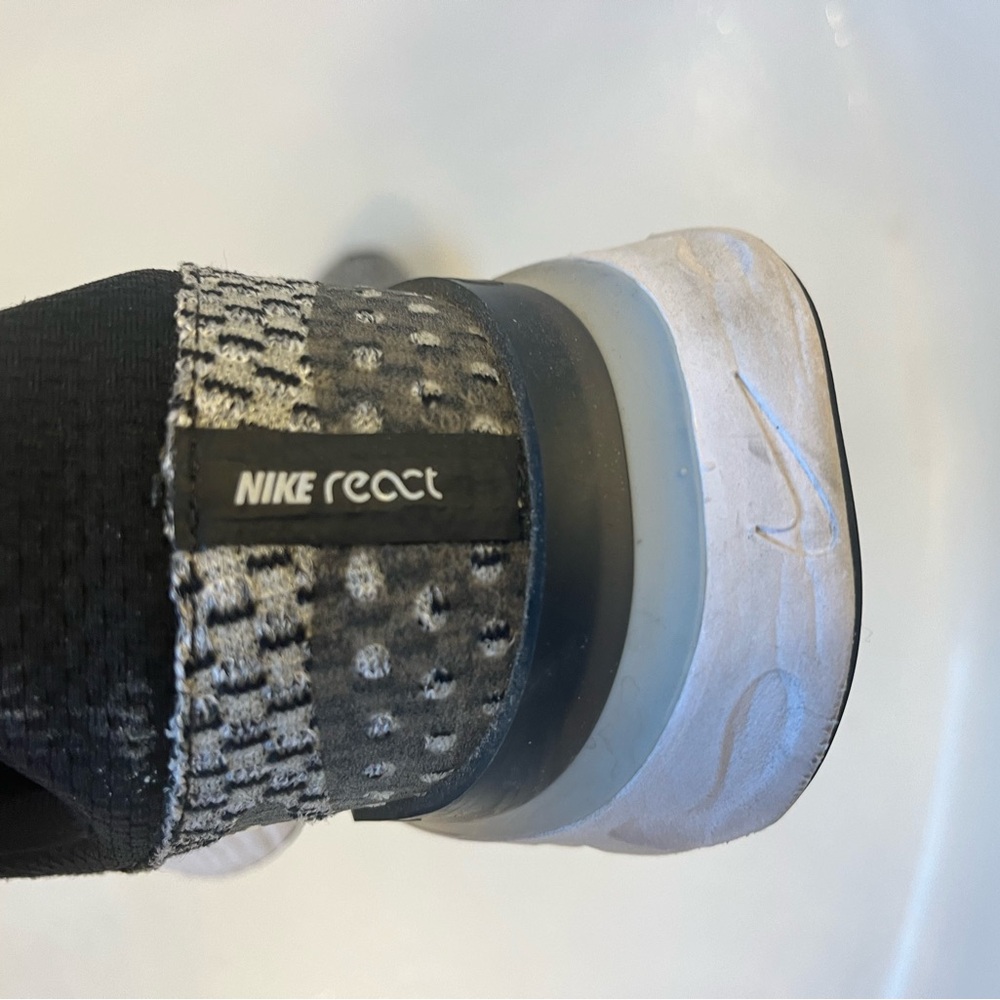 Nike React Shoes - Picture 6 of 6